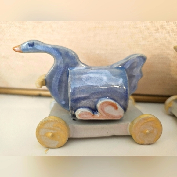 Louisville Stoneware Pull Toy - Set of 3 Figurines Cow Duck Chicken Seasoning - Picture 2 of 14